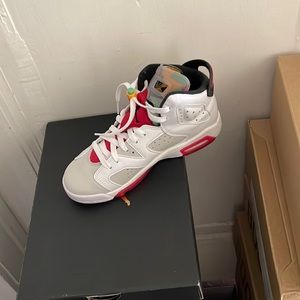 Jordan retro 6s size 5 1/2